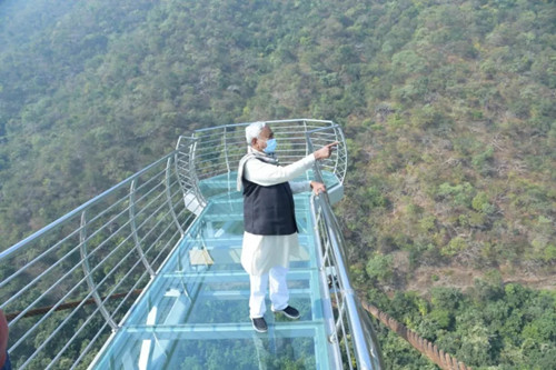 85英尺長，6英尺寬！印度第一座玻璃橋即將開放